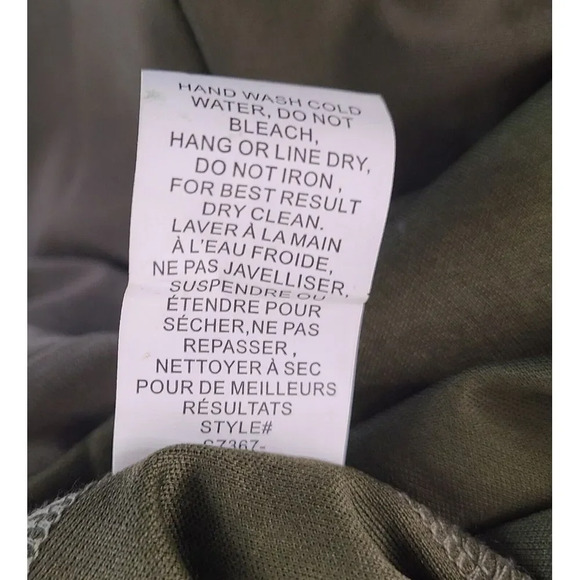 New Le Château, Olive Green Formal Dress, Long Sleeve, Open Back, Size S - Picture 6 of 6